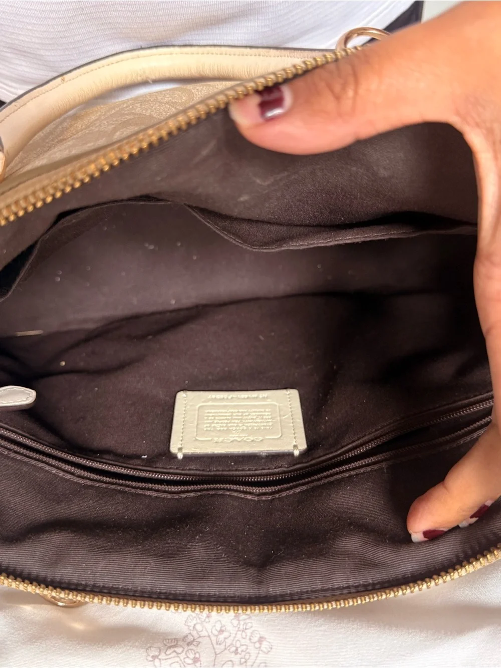 Coach Beige/White Signature Coated Canvas and Leather Sierra Satchel